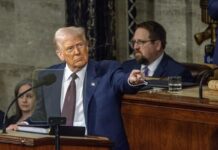 Tramp ukida Ministarstvo obrazovanja?