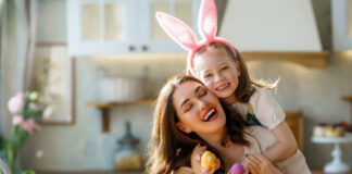 Potpuno prirodno i bez veštačkih boja: Ove namirnice imate u kući, a njima Uskršnja jaja možete ofarbati za čas