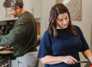 Žena podijelila neobično iskustvo: “Napravila sam pitu i tako saznala da me muž vara” Žena podijelila neobično iskustvo: “Napravila sam pitu i tako saznala da me muž vara” - featured image