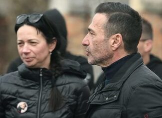 Majka Davida Dragičevića dobila presudu protiv MUP-a RS, utvrđena višestruka diskriminacija Majka Davida Dragičevića dobila presudu protiv MUP-a RS, utvrđena višestruka diskriminacija - featured image