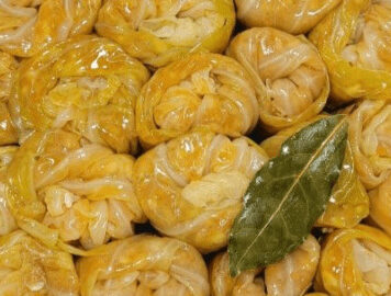 Posna sarma sa sojom: Ukusnija je čak i od mrsne, a pravi se očas posla Posna sarma sa sojom: Ukusnija je čak i od mrsne, a pravi se očas posla - featured image